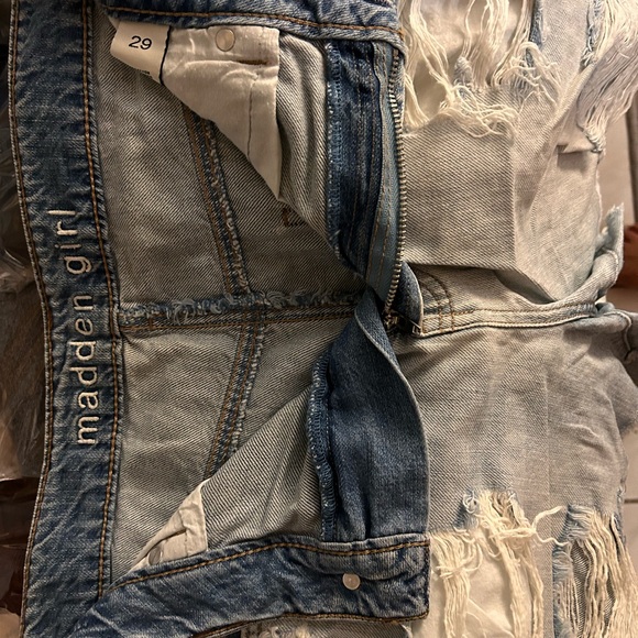 Madden Girl Sz 29 waist - Picture 3 of 3